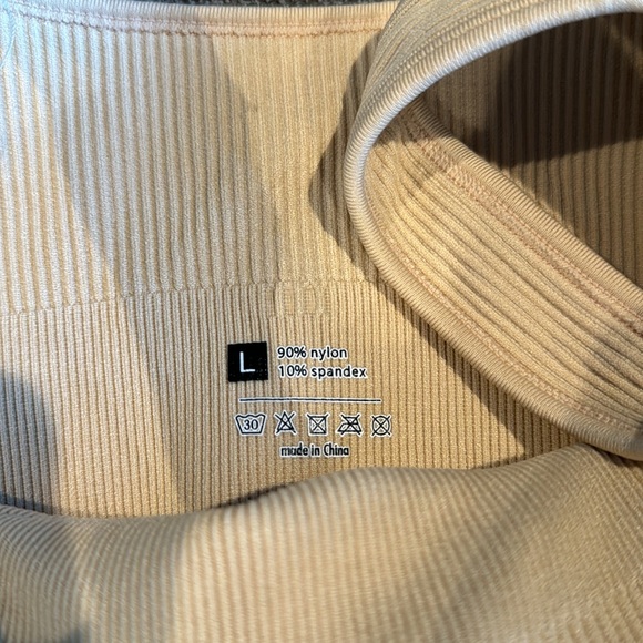 Buttery Soft Loungewear - Large - Sports Bra and Leggings - Picture 2 of 6